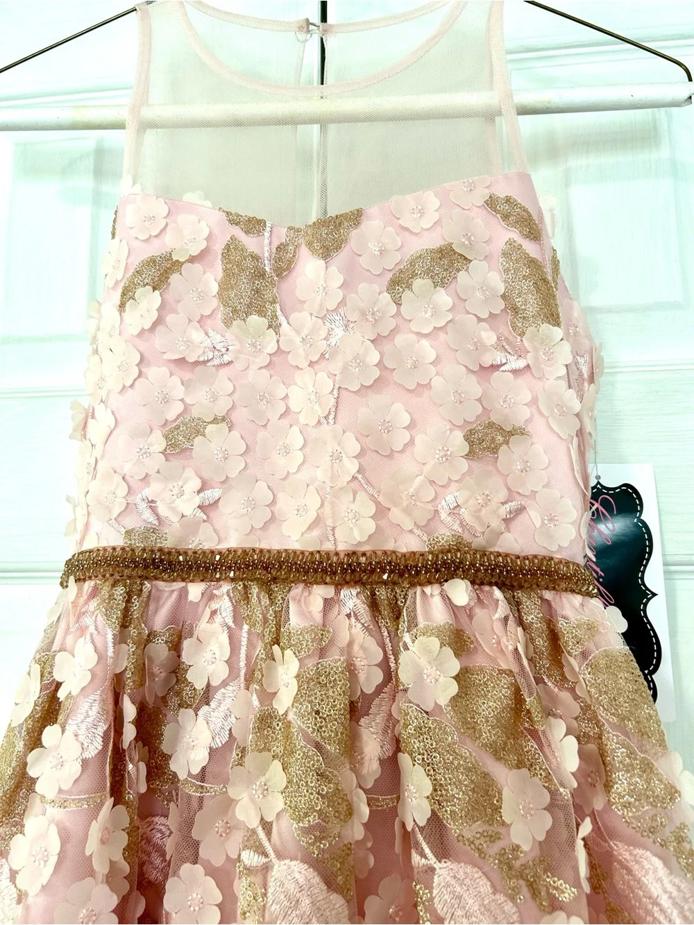 New Chantilly place girls dress size 12 weddings/party/pageants